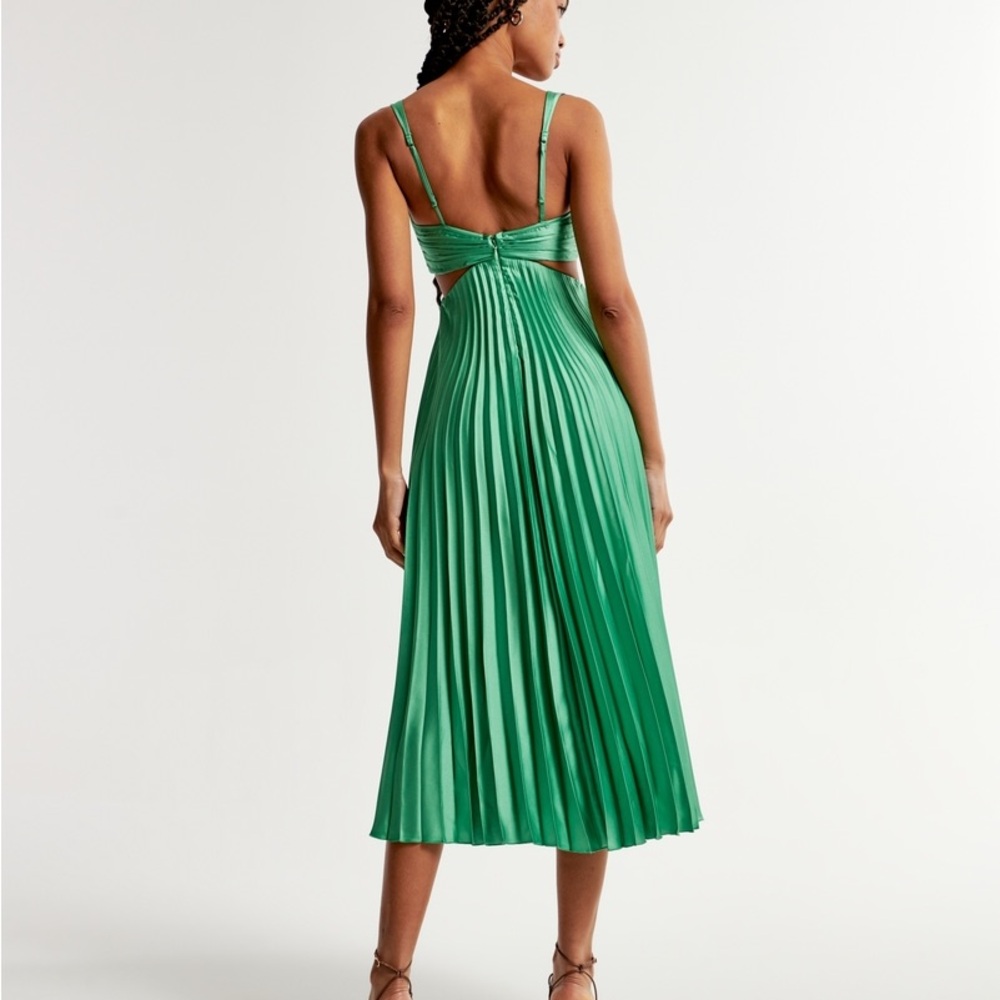 Pleated cut-out maxi dress Green. Abercrombie&Fitch NWT size XL (16/18)